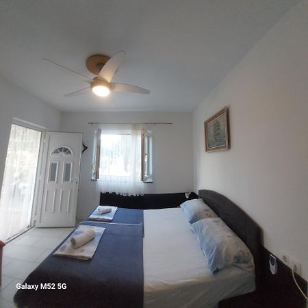 Apartmani Lana Rab Kampor Dış mekan fotoğraf